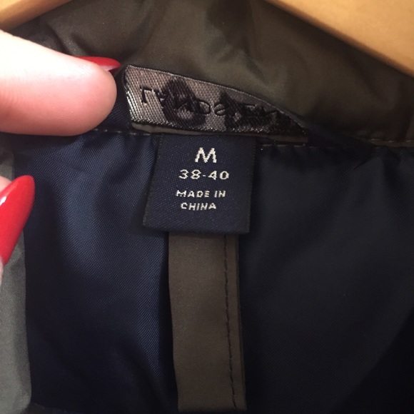 Lands End Vest Size M in live GrGeen - Picture 4 of 6